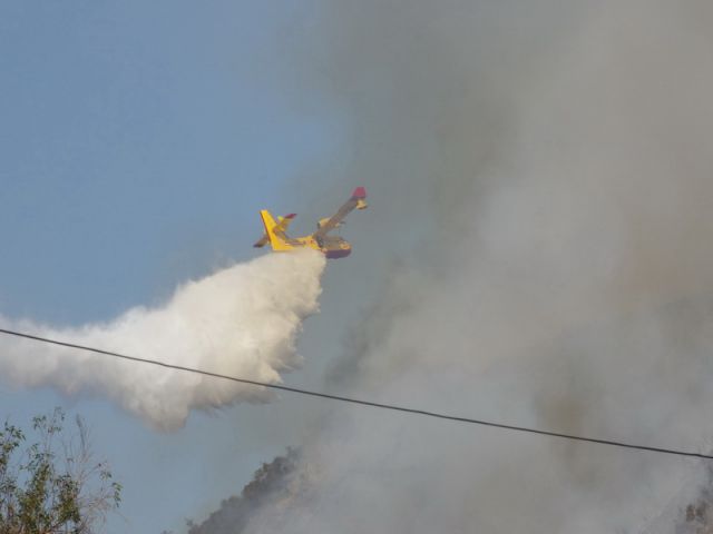 BELLANCA Viking (N241) - Scooper flying into harm's way attacking hillside fire Glendora Ca. 1/16/14