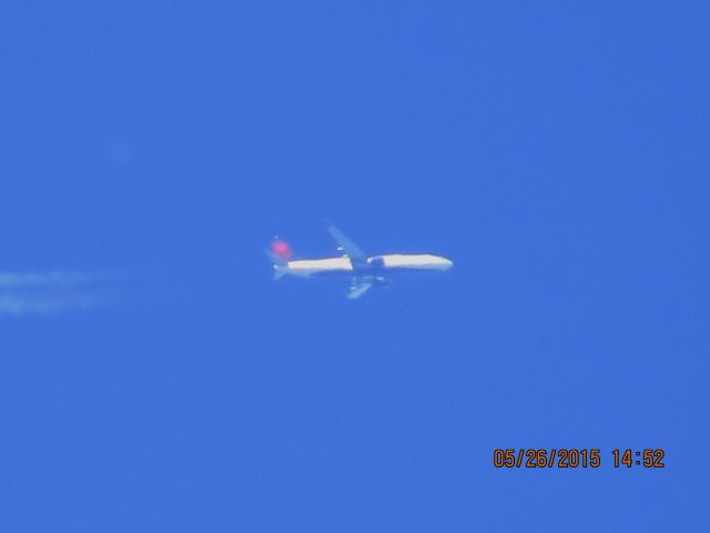 Boeing 737-800 (N804DN)