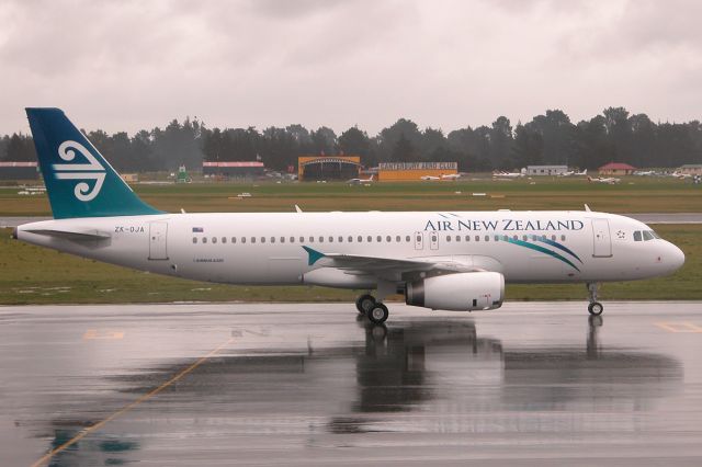 Airbus A320 (ZK-OJA) - what a day to welcome our first A320 to NZCH on 29/9/03