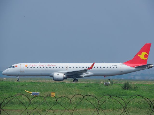 Embraer ERJ-190 (B-3100) - 2021.8.8 Qingdao Liuting International Airport