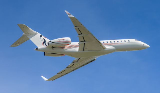 Bombardier Global Express (C-GPPX) - Skyservice Business Aviation Inc.