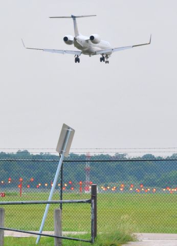 Embraer ERJ-145 (N11193)