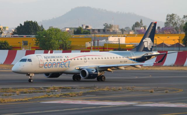 Embraer ERJ-190 (XA-GAH)