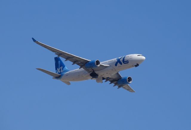 Airbus A330-200 (F-GSEU) - a rel=nofollow href=http://flightaware.com/live/flight/FGSEU/history/20160702/2255Z/KLAX/LFPGhttp://flightaware.com/live/flight/FGSEU/history/20160702/2255Z/KLAX/LFPG/a