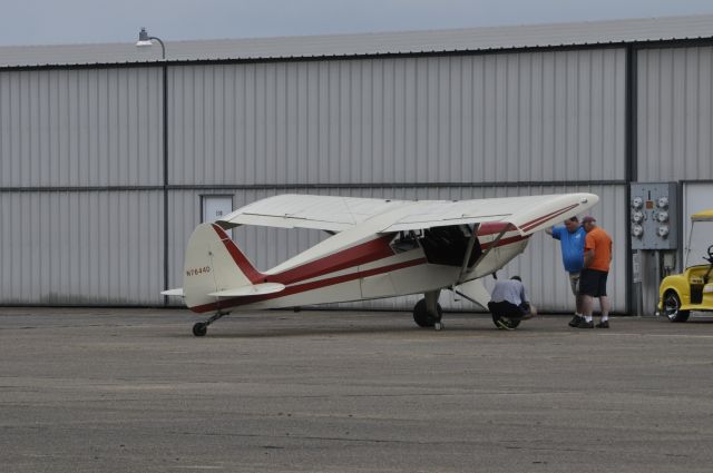 Piper PA-12 Super Cruiser (N7644D)