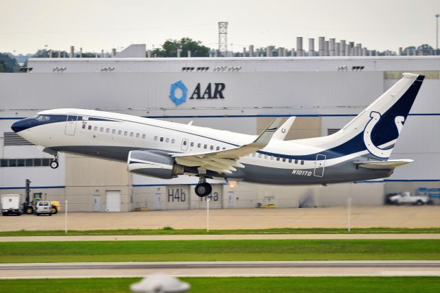 Boeing 737-700 (N101TD) - 23-R 08-20-22. Indianapolis Colt's football team owner Jim Irsay's personal chariot.