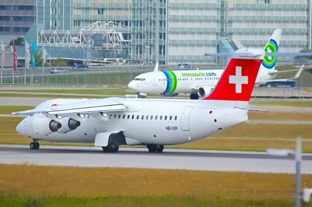 Avro RJ-100 Avroliner (HB-IXP)