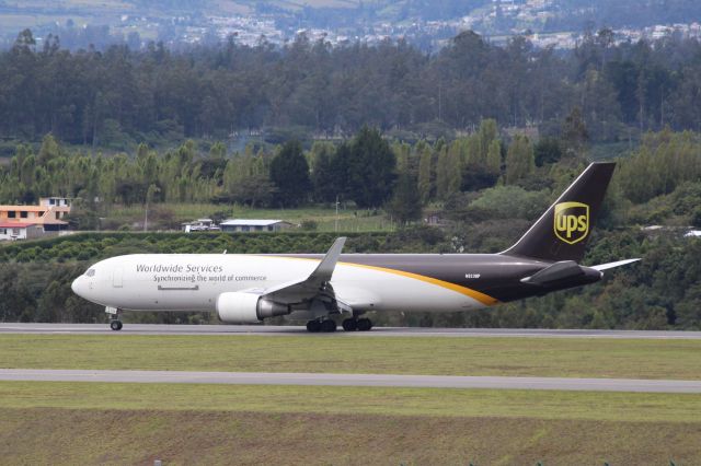 BOEING 767-300 (N323UP) - UPS United Parcel Service (5X) N323UP B767-34AF [cn27749]br /Quito Mariscal Sucre (UIO). UPS flight 5X385 just landed from Guayaquil José Joaquín De Olmedo (GYE). Taken airport departure level approach road.br /2018 04 06br /a rel=nofollow href=http://alphayankee.smugmug.com/Airlines-and-Airliners-Portfolio/Airlines/AmericasAirlines/UPS-United-Parcel-Service-5Xhttps://alphayankee.smugmug.com/Airlines-and-Airliners-Portfolio/Airlines/AmericasAirlines/UPS-United-Parcel-Service-5X/a