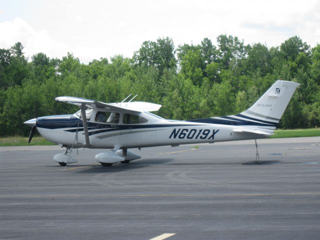 Cessna Skylane (N6019X) - A nice-looking Skylane parked on the ramp in Belfast, ME.