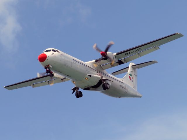 ATR ATR-72 (OY-LHC)