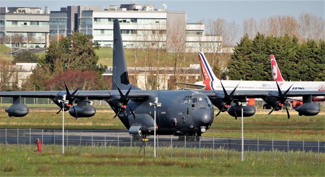 Lockheed C-130 Hercules (12-5768) - king25 usaf hc-130j combat kingII 12-5768 at shannon 1/3/20.