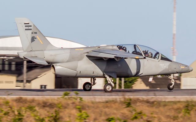 LEONARDO M-345 (A709)