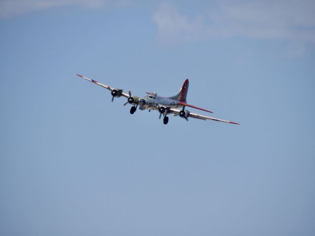 Boeing B-17 Flying Fortress (N3701G)