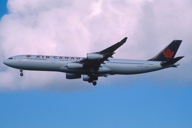 Airbus A340-300 (C-GDVZ) - Final Approach to Narita Intl Airport Rwy34L on 2001/09/06