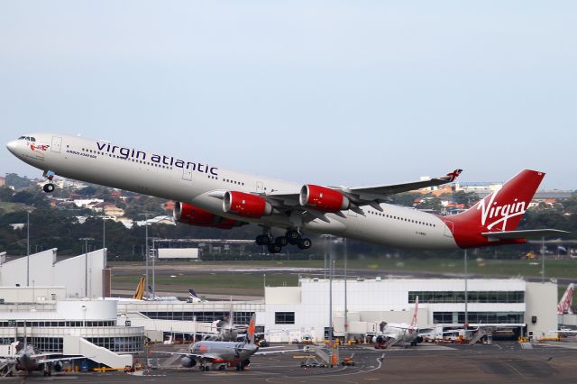 Airbus A340-600 (G-VWEB)