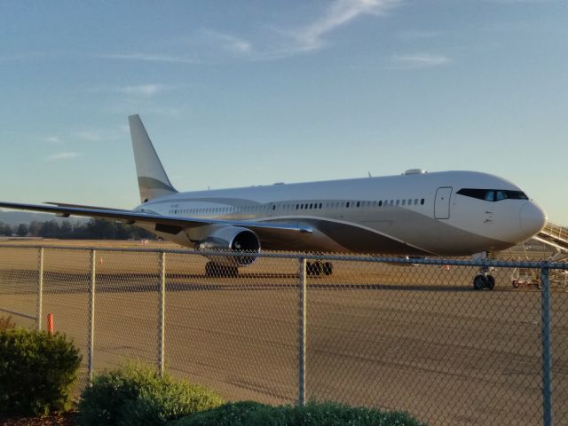 BOEING 767-300 (P4-MES) - Stopped by Santa Maria airport to take a couple pics of Tanker 911 and saw this beauty parked behind her. 