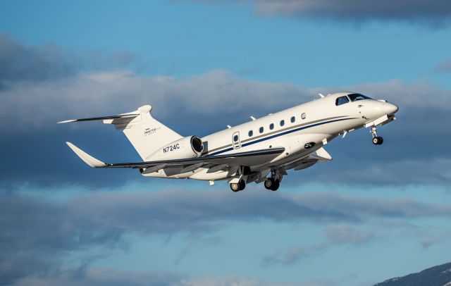 Embraer Legacy 450 (N724C)