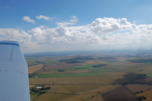 Piper Cherokee (G-BODD)