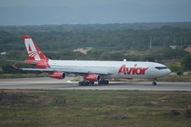 Airbus A340-300 (YV-3292)