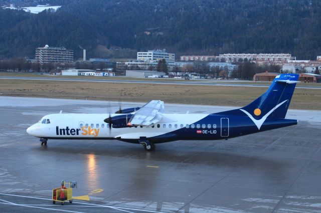 de Havilland Dash 8-300 (OE-LID)