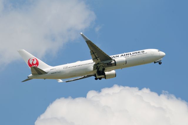 BOEING 767-300 (JA607J) - 2015/8/22