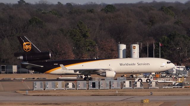 Boeing MD-11 (N296UP)