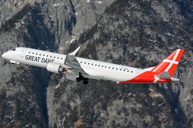 EMBRAER 195 (OY-GDC)