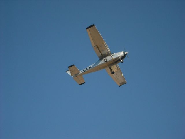 Cessna Skylane (N2653Q) - OVERHEAD THE AIR FIELD