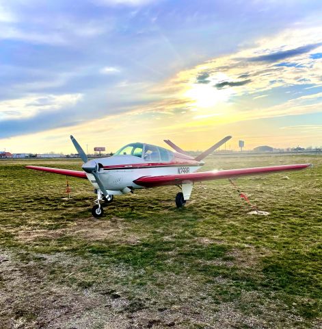 Beechcraft 35 Bonanza (N2981B)