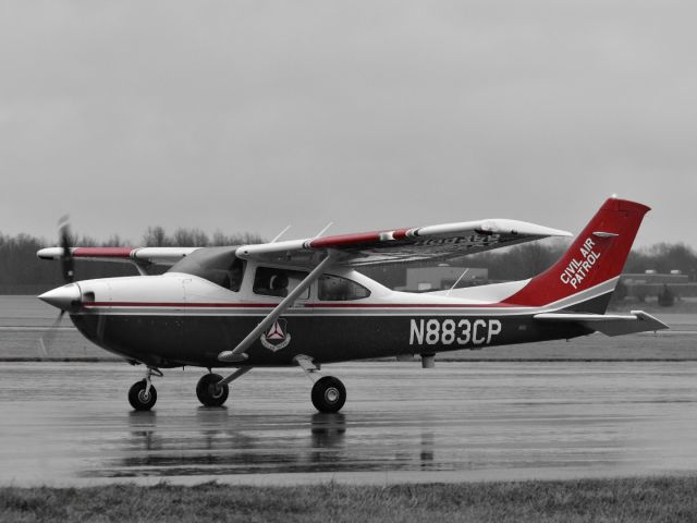 Cessna Skylane (N883CP)