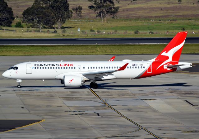 Airbus A220-300 (VH-X4D)