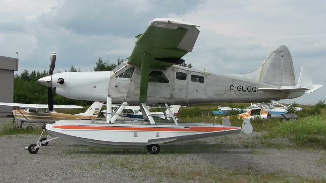 VARDAX Vazar Dash 3 (C-GUGQ) - Jétais au Hangar Q-60 à CYVO où cet avion était stationné en aout 2014.