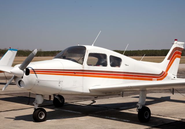 Piper Cherokee (N2365Q) - Its a Beech.