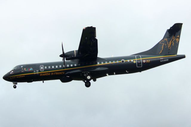 Aerospatiale ATR-72-600 (APJ62321) - Guardia di Finanza ATR-72 on short finals for rwy 25 on 9-Sep-24 arriving from LIME as I2321.