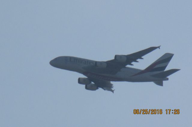 Airbus A380-800 (A6-EDO) - I know these photos will receive 1/5 stars, but get this, I am a kid who doesnt drive and can not access the good plane spotting spots that the "good" photos come from.  Also, I live in the dry deserts of Arizona in restricted airspace. I am only visiting here for family reasons :(