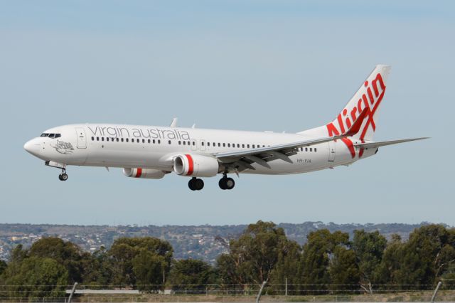 Boeing 737-800 (VH-YIA) - On short finals for runway 05. Thursday, 8th May 2014.