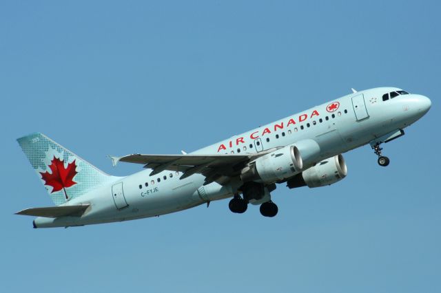 CFYJE255 — - This A319  is departing runway 07, mid-morning of 01-July-11.