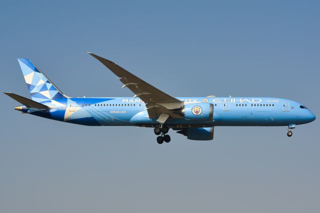 Boeing 787-9 Dreamliner (A6-BND)