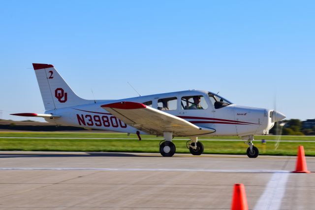 Piper Cherokee (N398OU)