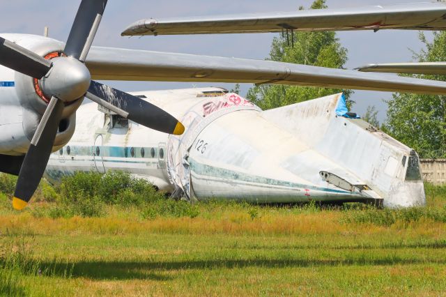 Antonov An-12 (UNKNOWN)