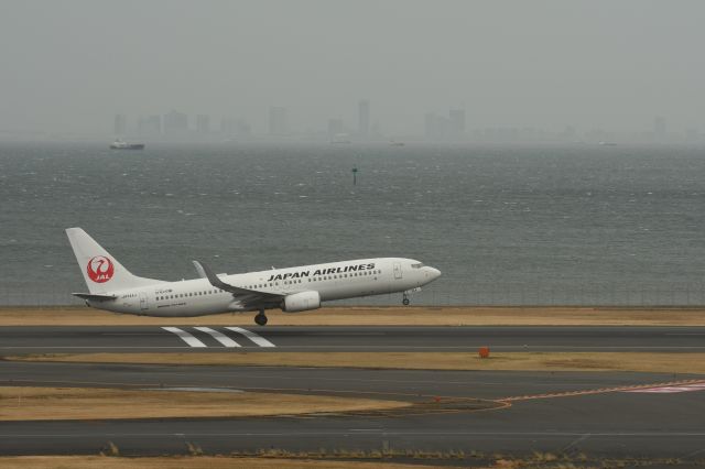 Boeing 737-700 (JA344J) - 22.Feb.2020br /Takeoff from RWY14-Lbr /at Terminal-2