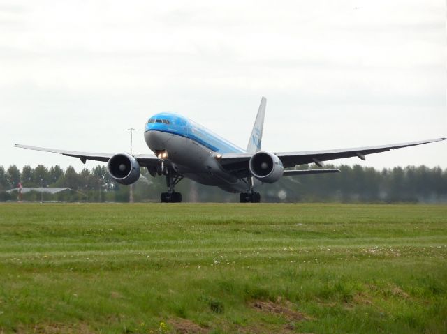 Boeing 777-200 (PH-BQG)