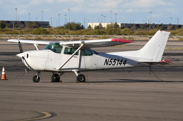 Cessna Skyhawk (N55144)