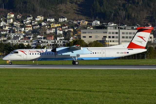 de Havilland Dash 8-400 (OE-LGA)