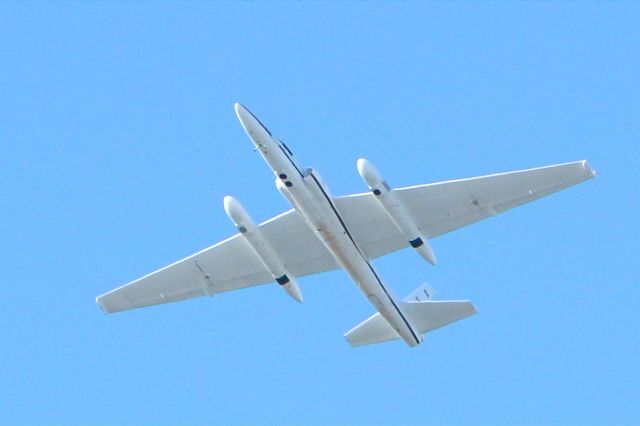 Lockheed ER-2 (N806NA) - Fly-by of NASA806 ER-2 at Moffett Federal Airfield 1/25/2014.