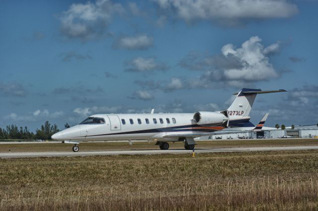 Learjet 45 (N273LP)