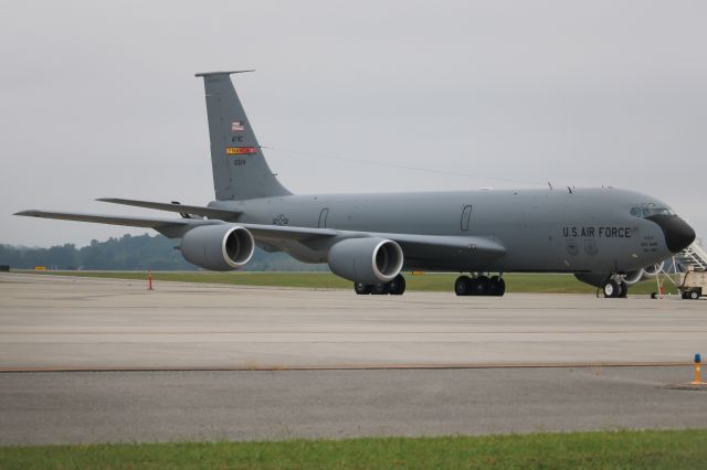 Boeing C-135FR Stratotanker (61-0324)