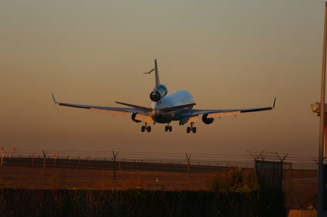 Boeing MD-11 (B-16112)