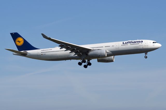 Airbus A330-300 (D-AIKQ)