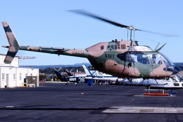 A17034 — - AUSTRALIA - NAVY -COMMONWEALTH CA-32 KIOWA (206B-1) - REG : A17-034 (CN 44534/CA32-34) - NOWRA NSW. AUSTRALIA - YSNW (30/6/1988)